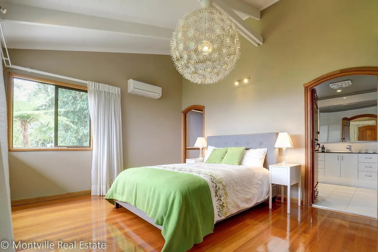 Magnolia Villa Maleny 0*,  Australia
